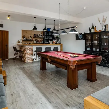 Villa Pool With Quite Pinewood Seaview With 3 Tisno