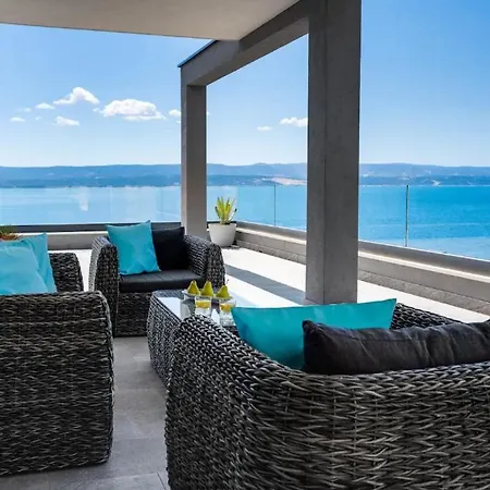 Pool With Quite Pinewood Seaview With 3