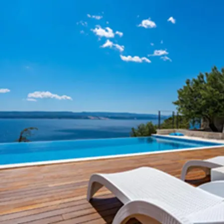 Pool With Quite Pinewood Seaview With 3 Villa