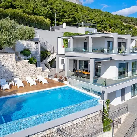 Villa Pool With Quite Pinewood Seaview With 3